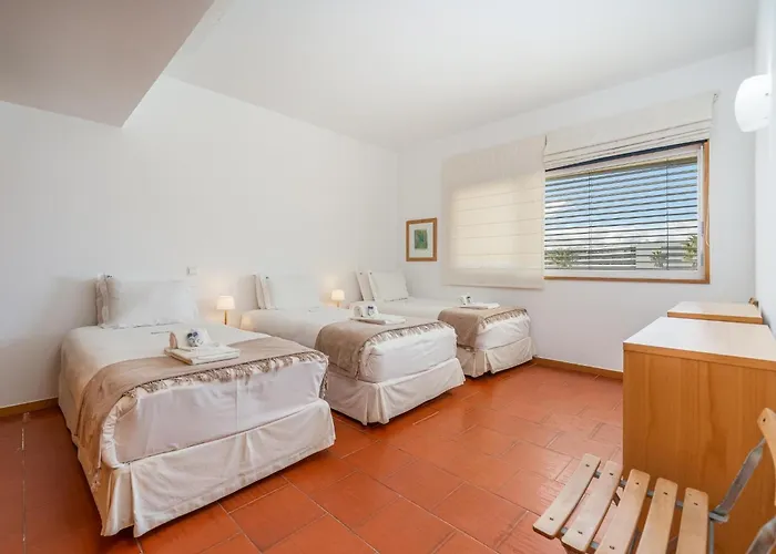 Floor With Marina Views #1993 Apartament *