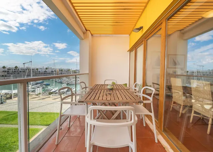 Floor With Marina Views #1993 * Lagos