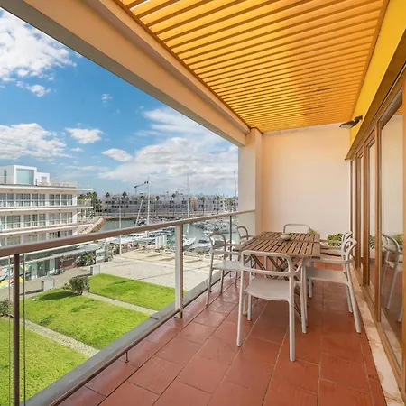Apartment Floor With Marina Views #1993 *